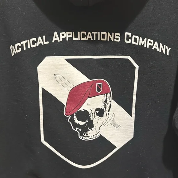 GILDAN L/S Hoodie TAC/STS Black L Large GUC Skull Beret Sword Logo - Picture 2 of 9